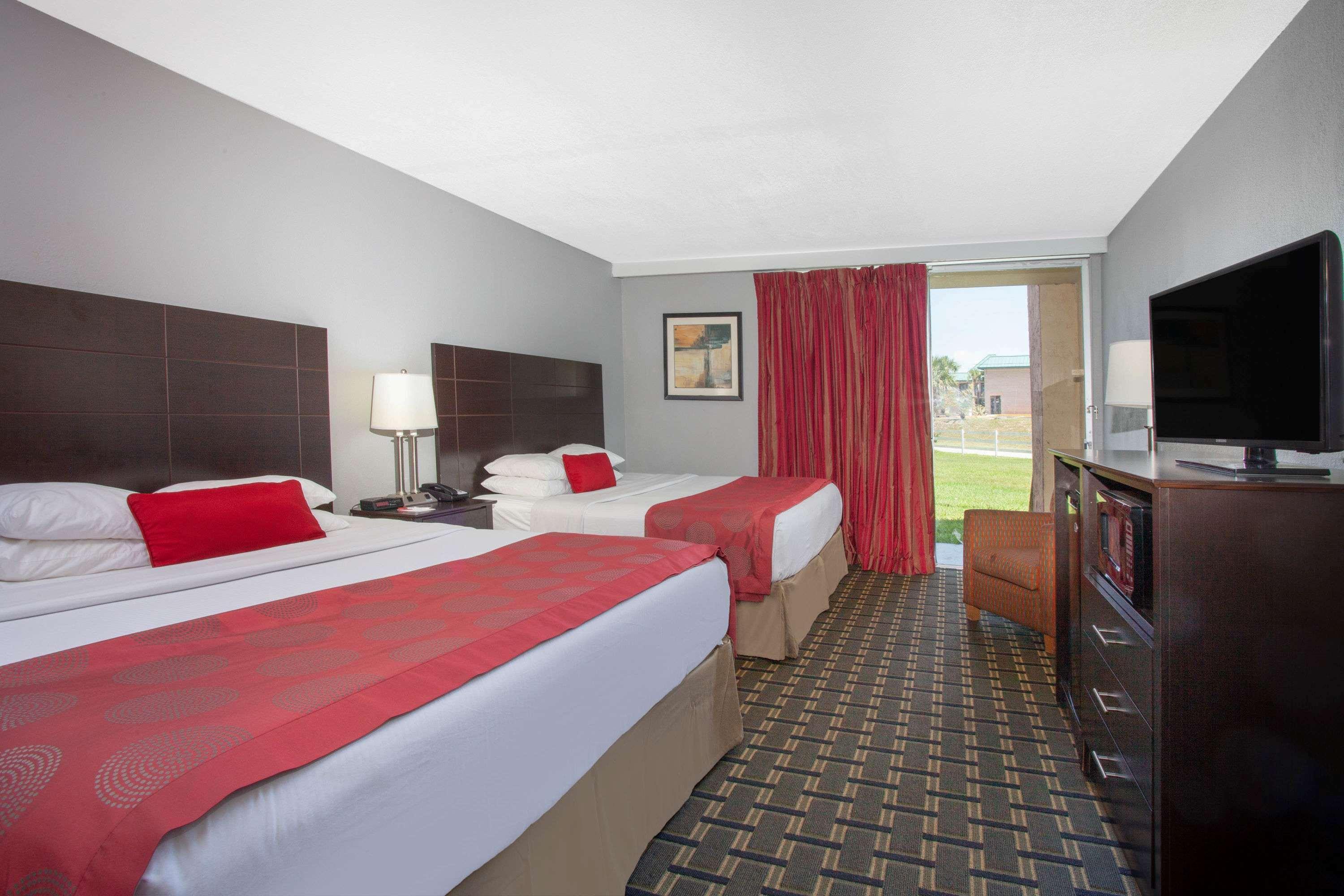 מלון Ramada By Wyndham Davenport Orlando South מראה חיצוני תמונה