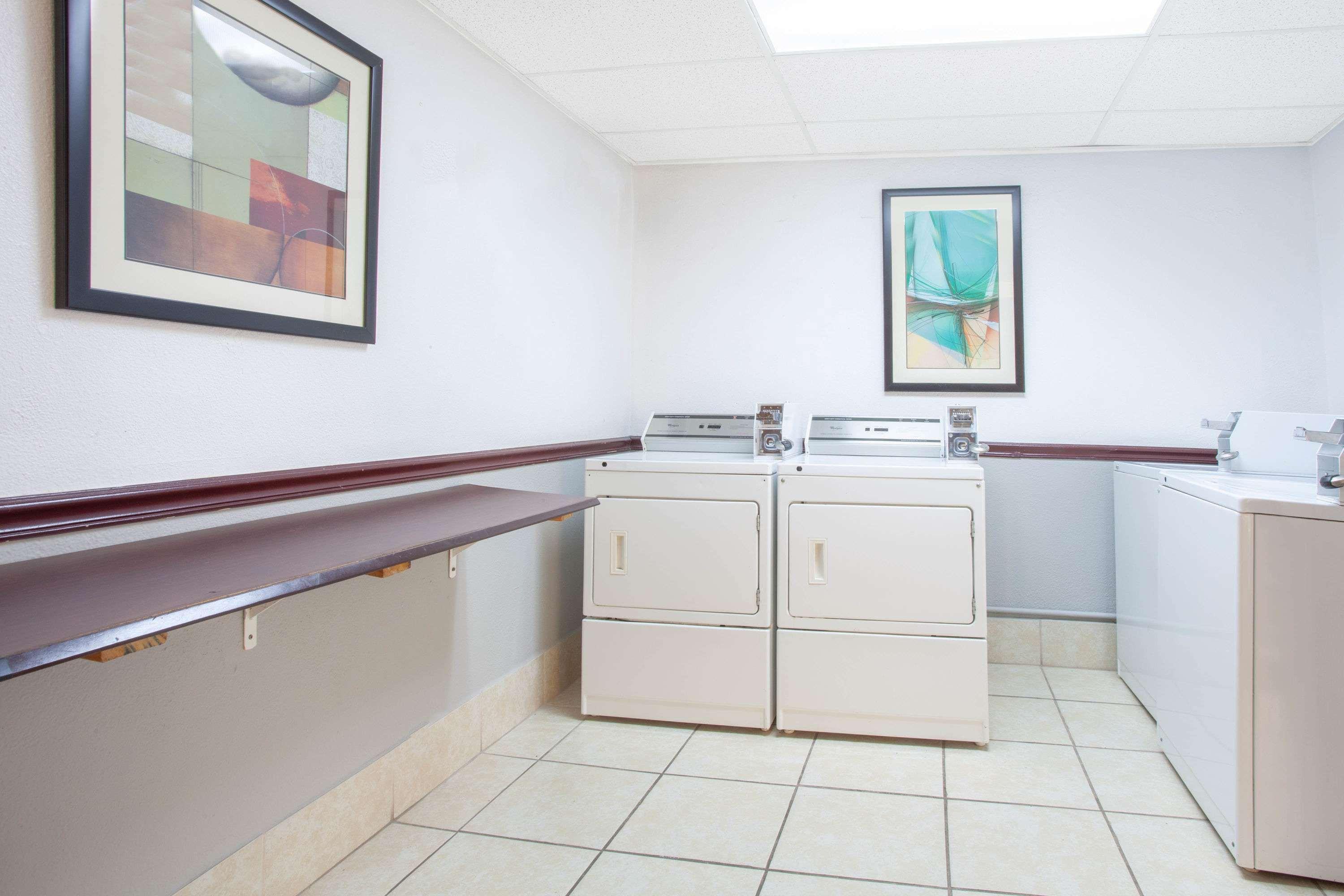 מלון Ramada By Wyndham Davenport Orlando South מראה חיצוני תמונה