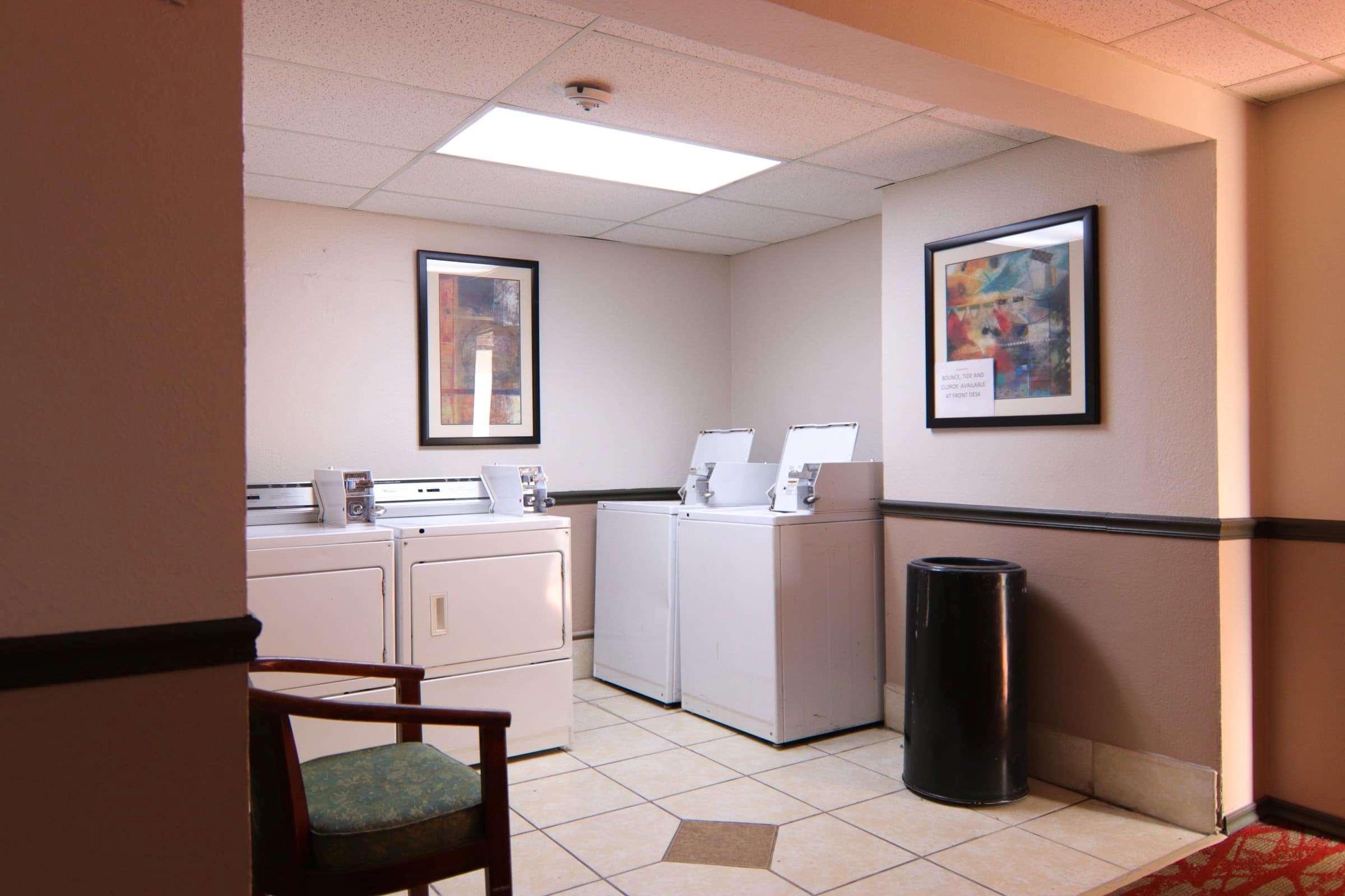 מלון Ramada By Wyndham Davenport Orlando South מראה חיצוני תמונה