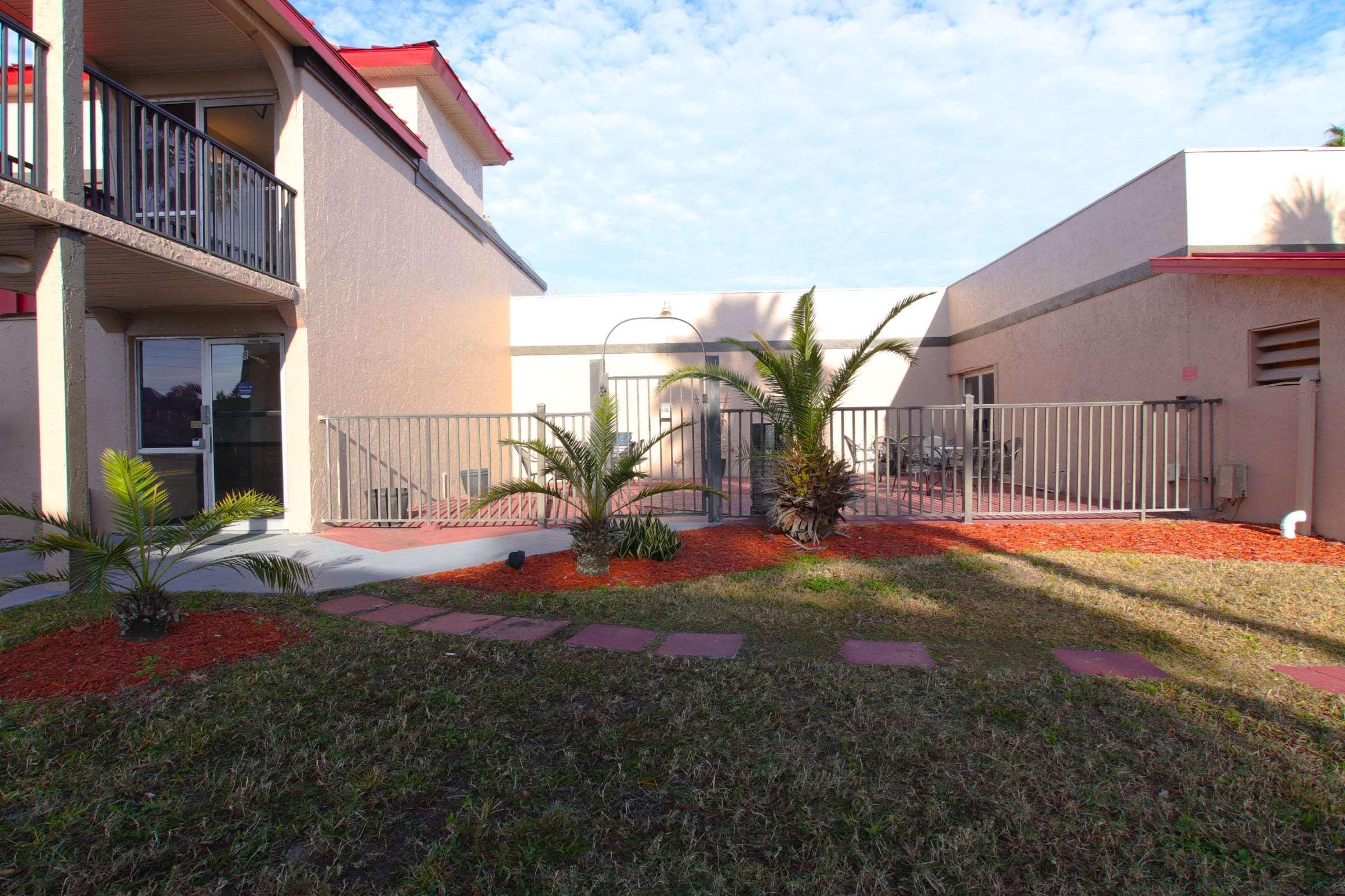 מלון Ramada By Wyndham Davenport Orlando South מראה חיצוני תמונה