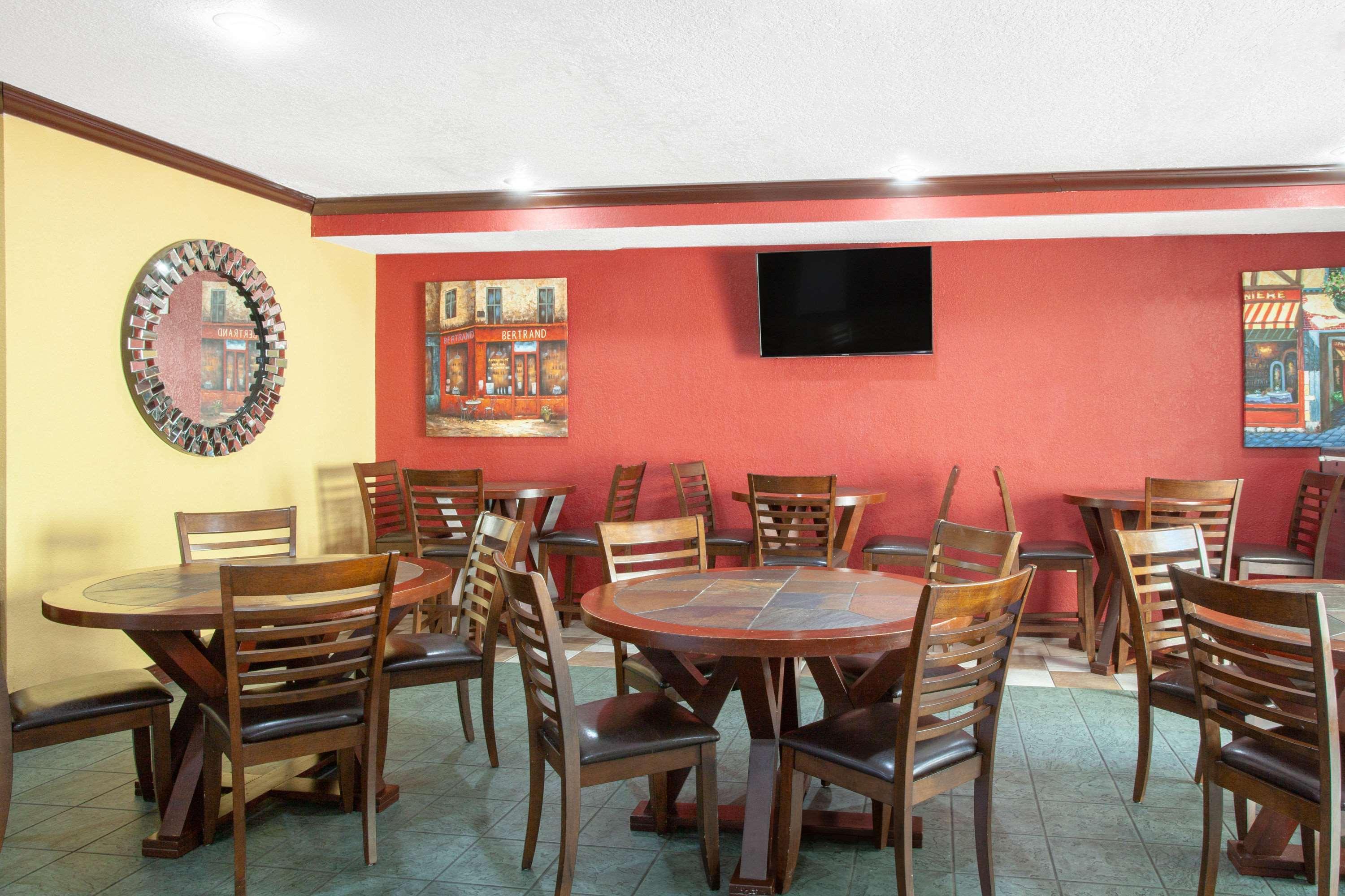 מלון Ramada By Wyndham Davenport Orlando South מראה חיצוני תמונה
